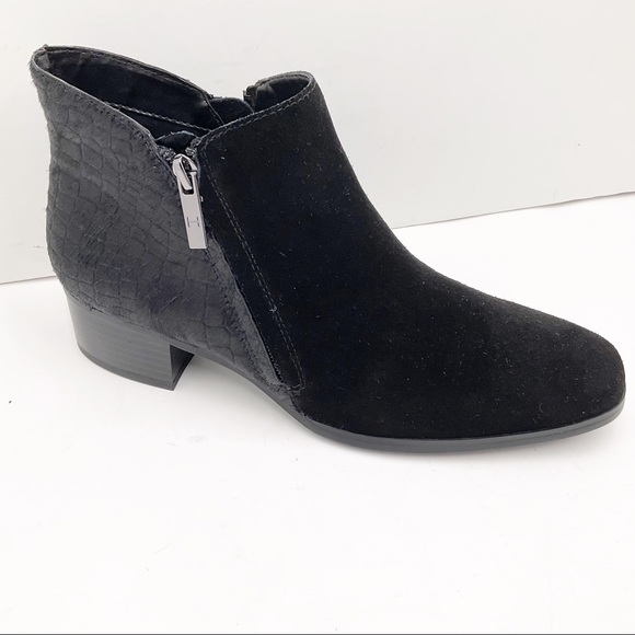 🆕{H By Halston} Lana Leather Calf Hair Black Booties - Picture 1 of 16